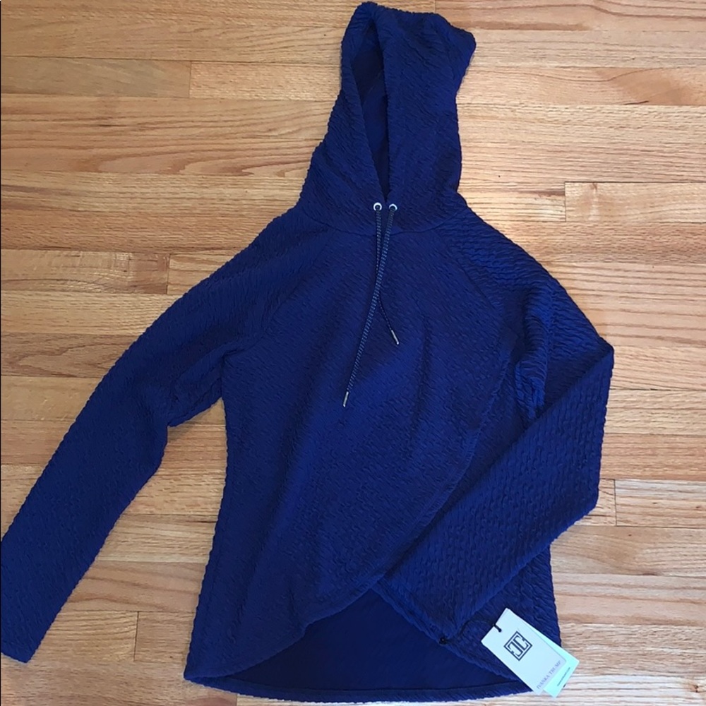 NWT Ivanka Trump sweater pullover